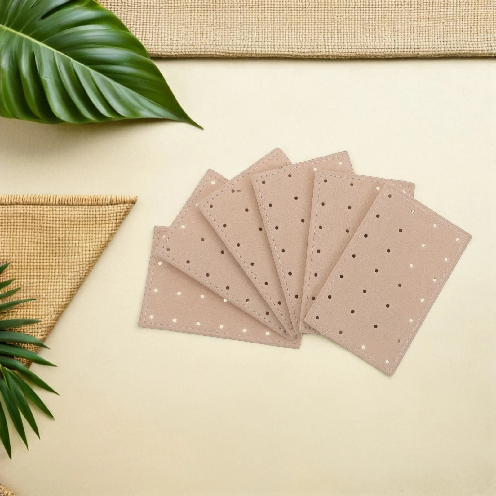 Набор из 6 портативных органайзеров для хранения серег: подставка-доска для украшений, большая вместимость, для путешествий, держатель-витрина для серег
Набор из 6 портативных органайзеров для хранения серег: подставка-доска для украшений, большая вместимость, для путешествий, держатель-витрина для серег