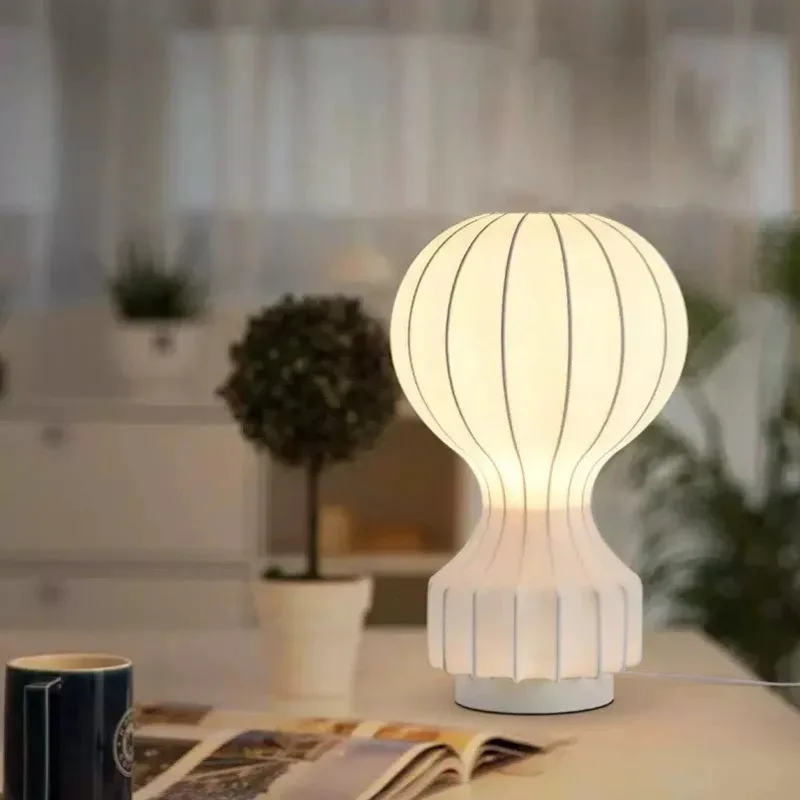 Italian designer silk LED desk lamp homestay floor lamp study room bedroom bedside living room minimalist design
Italian designer silk LED desk lamp homestay floor lamp study room bedroom bedside living room minimalist design