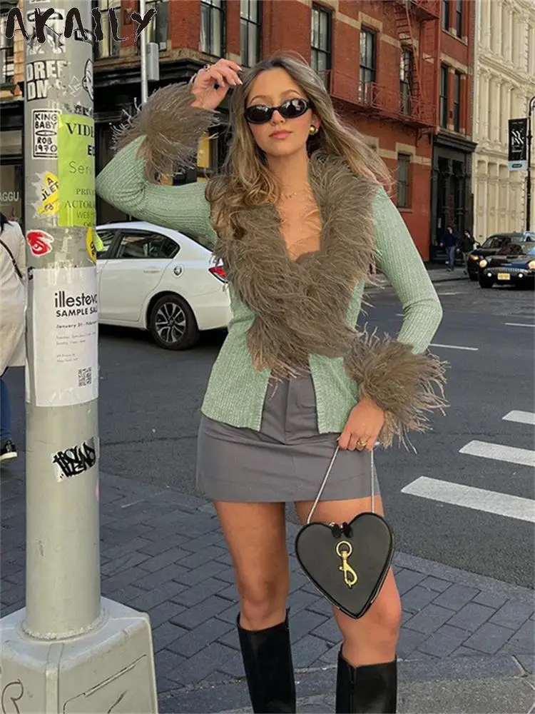 Akaily Y2k Streetwear Green Feathers Patchwork Cardigan Women Outfits 2023 Fall Winter Long Sleeve Sweater Fashion Knitted Coat
Akaily Y2k Streetwear Green Feathers Patchwork Cardigan Women Outfits 2023 Fall Winter Long Sleeve Sweater Fashion Knitted Coat