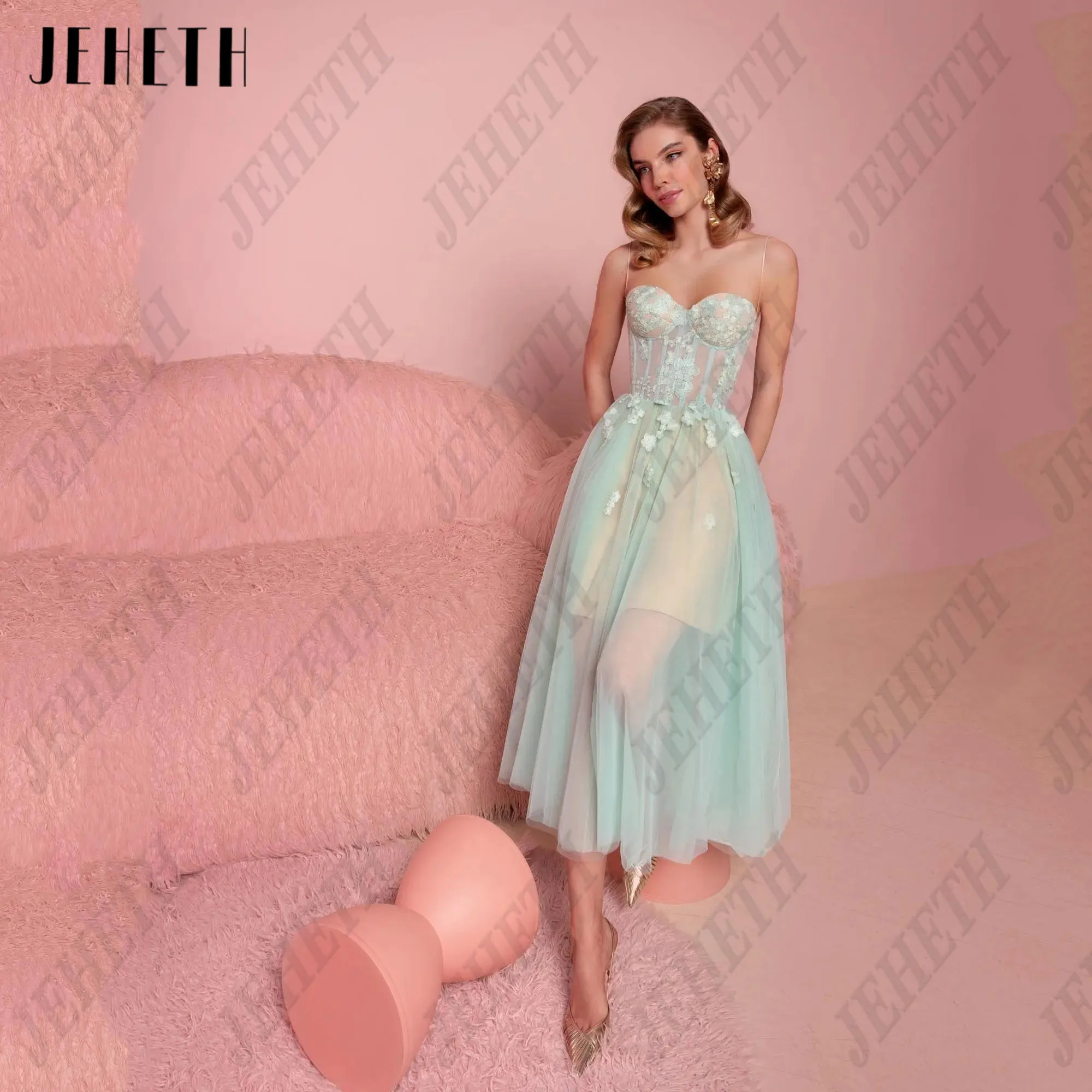 JEHETH A-Line Tulle Midi Prom Dresses Sleeveless Aplliques Formal Occasion Gowns for Women Strapless Evening Dress Customized
JEHETH A-Line Tulle Midi Prom Dresses Sleeveless Aplliques Formal Occasion Gowns for Women Strapless Evening Dress Customized
