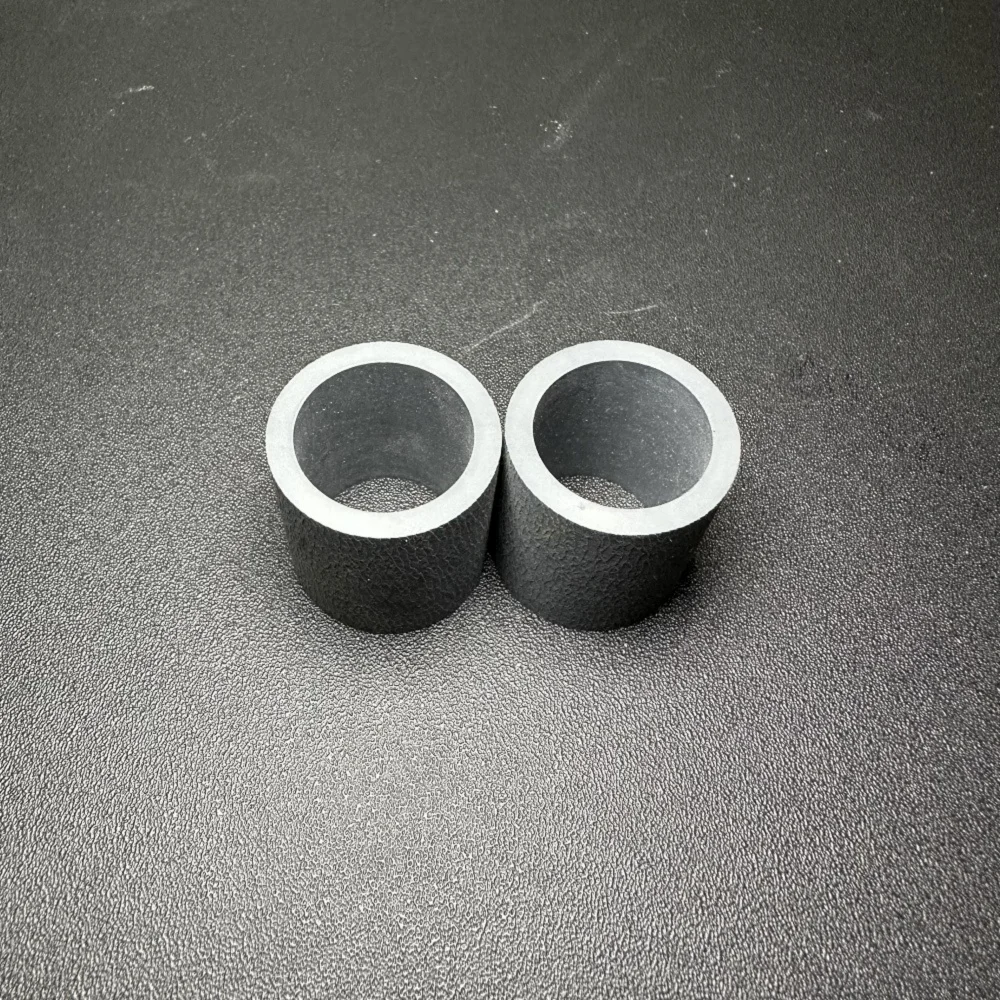 RL1-0540 RL1-0542 RL1-2891 RM1-3763 RM1-6313 RM1-6414 Ролик захвата бумаги Резиновая шина для HP 1320 P3005 P3015 2035 2055 2727*10
RL1-0540 RL1-0542 RL1-2891 RM1-3763 RM1-6313 RM1-6414 Ролик захвата бумаги Резиновая шина для HP 1320 P3005 P3015 2035 2055 2727*10