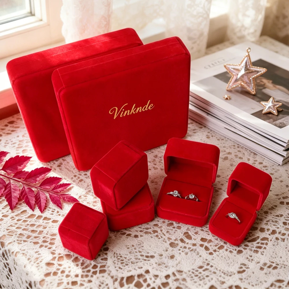 50Pcs Custom Logo Luxury Small Velvet Jewelry Boxes Engagement Ring Earring Pendants Bracelets Jewellry Boxes Premium Packaging
50Pcs Custom Logo Luxury Small Velvet Jewelry Boxes Engagement Ring Earring Pendants Bracelets Jewellry Boxes Premium Packaging