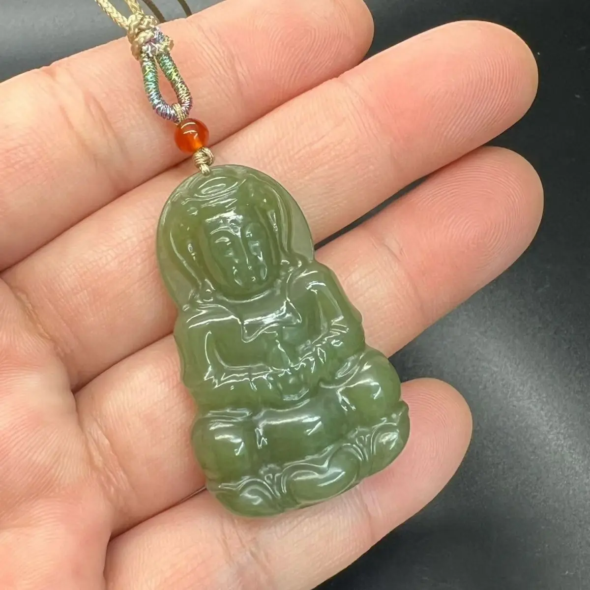 Natural fidelity Xinjiang Hetian jade Guanyin Bodhisattva transfer pendant gift certificate gift box
Natural fidelity Xinjiang Hetian jade Guanyin Bodhisattva transfer pendant gift certificate gift box