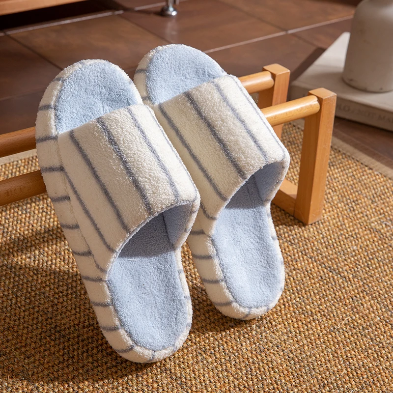 Fashion Plush Slippers Stripes Women's Slippers Spring and Autumn Warm Shoes Anti-slip Soft Sole Comfy Couple Bedroom Slides
Fashion Plush Slippers Stripes Women's Slippers Spring and Autumn Warm Shoes Anti-slip Soft Sole Comfy Couple Bedroom Slides