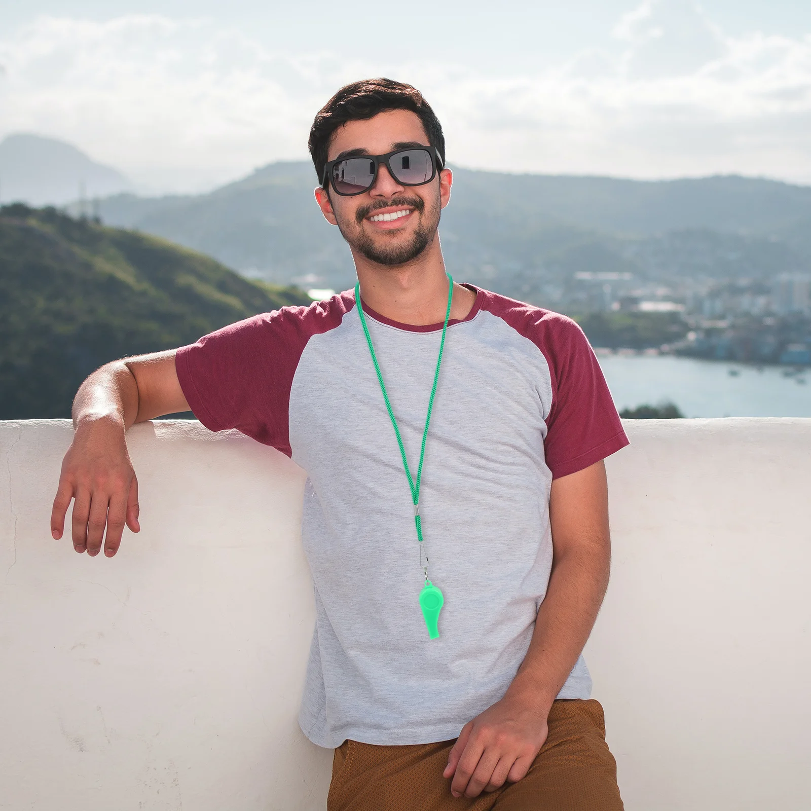 4Pcs Emergency Whistle High Decibel Plastic Whistle for Sports Officials Outdoor Activities Pet Training Survival Gear
4Pcs Emergency Whistle High Decibel Plastic Whistle for Sports Officials Outdoor Activities Pet Training Survival Gear