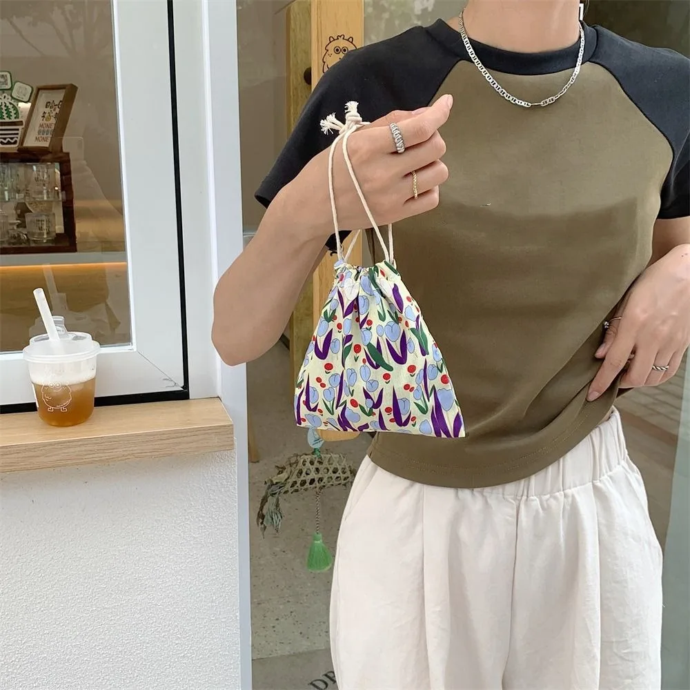 Portable Cloth Floral Drawstring Bag Tulips Mini Storage Bag Retro Coin Purse Toiletry Makeup Organizer Travel
Portable Cloth Floral Drawstring Bag Tulips Mini Storage Bag Retro Coin Purse Toiletry Makeup Organizer Travel