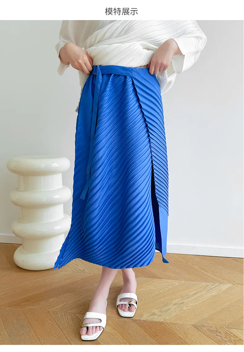 Miyake плиссированная 2026, высококачественная плиссированная одежда, дизайнерские модели, ленивый стиль, индивидуальная нерегулярная галстук, бюстье, юбка со складками
Miyake плиссированная 2026, высококачественная плиссированная одежда, дизайнерские модели, ленивый стиль, индивидуальная нерегулярная галстук, бюстье, юбка со складками