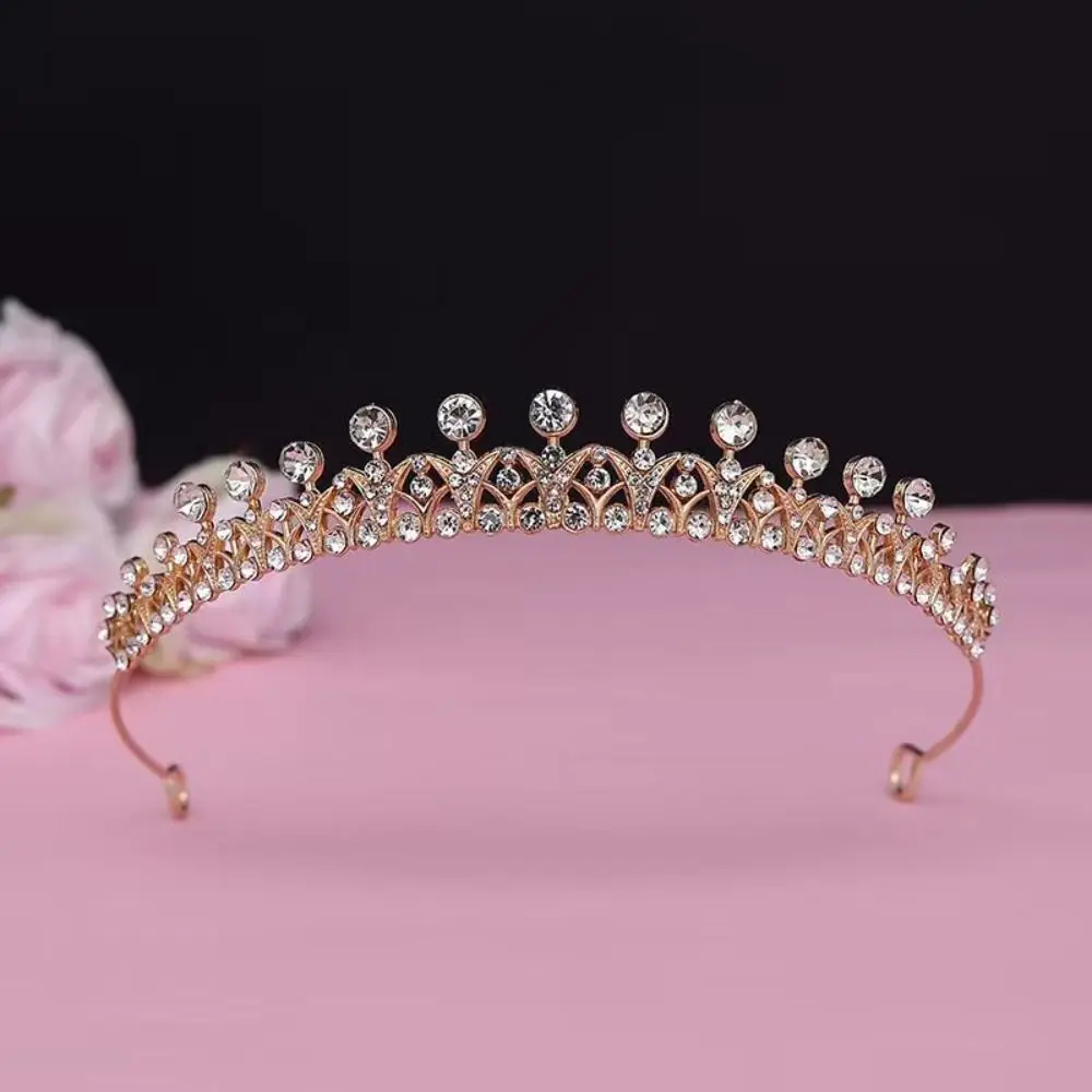 Диадема, украшение для волос, хрустальная свадебная корона, блестящая, элегантная, свадебное украшение для волос, роскошная тиара с цирконами для девочек
Диадема, украшение для волос, хрустальная свадебная корона, блестящая, элегантная, свадебное украшение для волос, роскошная тиара с цирконами для девочек