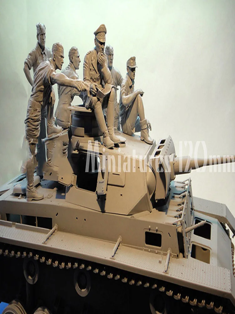 Resin soldier 1/16 soldiers on top crew (NO TANK ) Model Unassambled Unpainted Figure Building Kit
Resin soldier 1/16 soldiers on top crew (NO TANK ) Model Unassambled Unpainted Figure Building Kit