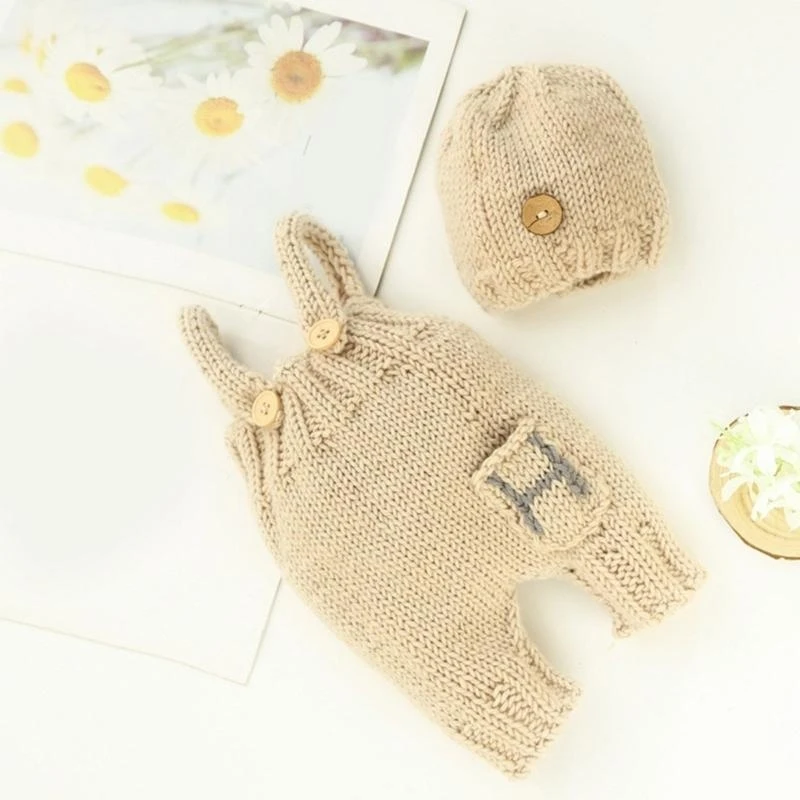 J15U 1 Set Newborns Photoshoots Attire Soft Breathable Knit Pants Overall and Knitting Hat for Baby's Photography Props
J15U 1 Set Newborns Photoshoots Attire Soft Breathable Knit Pants Overall and Knitting Hat for Baby's Photography Props