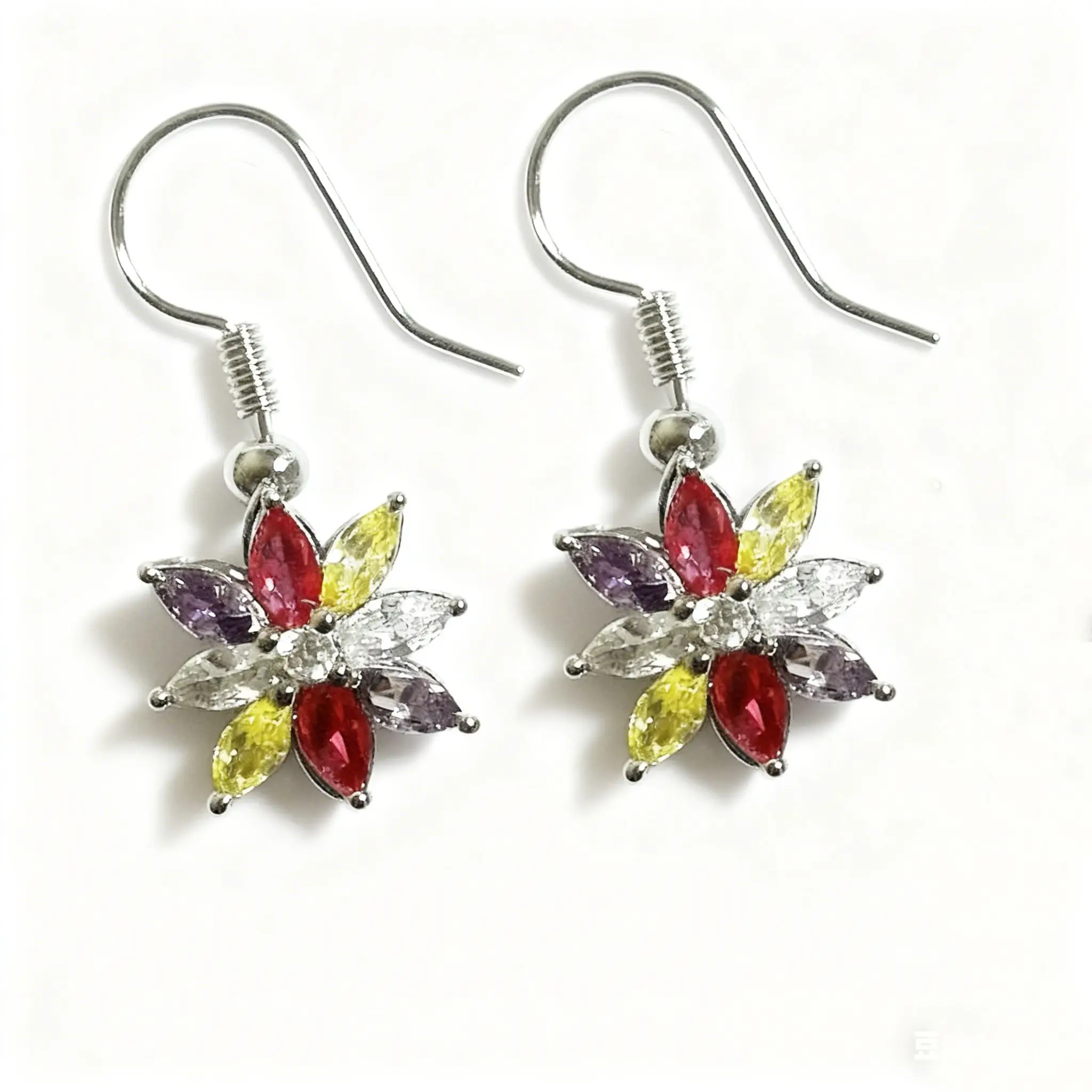 Hot-Selling Eight-Petal Flower Zircon Drop Earrings, Exquisite Personalized Socialite-Style Jewelry for Women Daily & Party Wear
Hot-Selling Eight-Petal Flower Zircon Drop Earrings, Exquisite Personalized Socialite-Style Jewelry for Women Daily & Party Wear