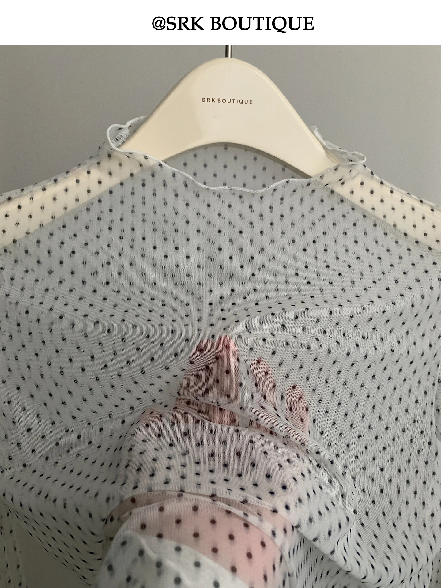 SRK Casual Long Sve T-irt Inner Wear Polka Dot f High Collar Slim Fit Base Layer Top for Daily Use Fem Teenager
SRK Casual Long Sve T-irt Inner Wear Polka Dot f High Collar Slim Fit Base Layer Top for Daily Use Fem Teenager