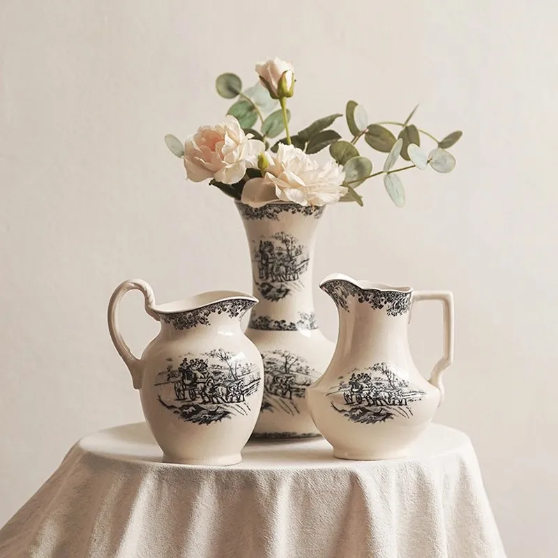 French retro vase, milk pot, new Chinese blue and white porcelain vase, home decoration, flower vase
French retro vase, milk pot, new Chinese blue and white porcelain vase, home decoration, flower vase