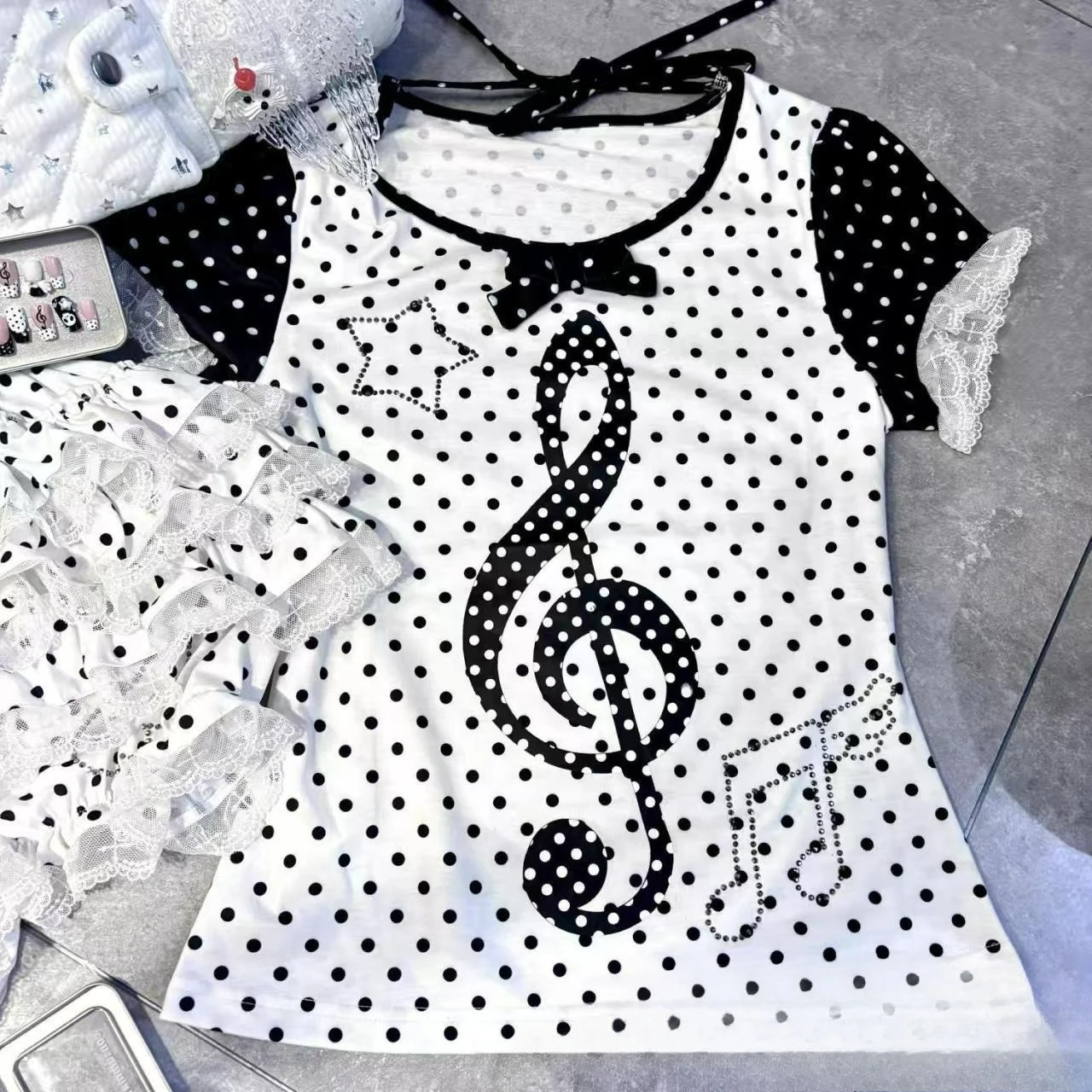 Culture Cute Polka Dot Note Print 2026 Summer Short Sleeve Retro Top Slim
Culture Cute Polka Dot Note Print 2026 Summer Short Sleeve Retro Top Slim