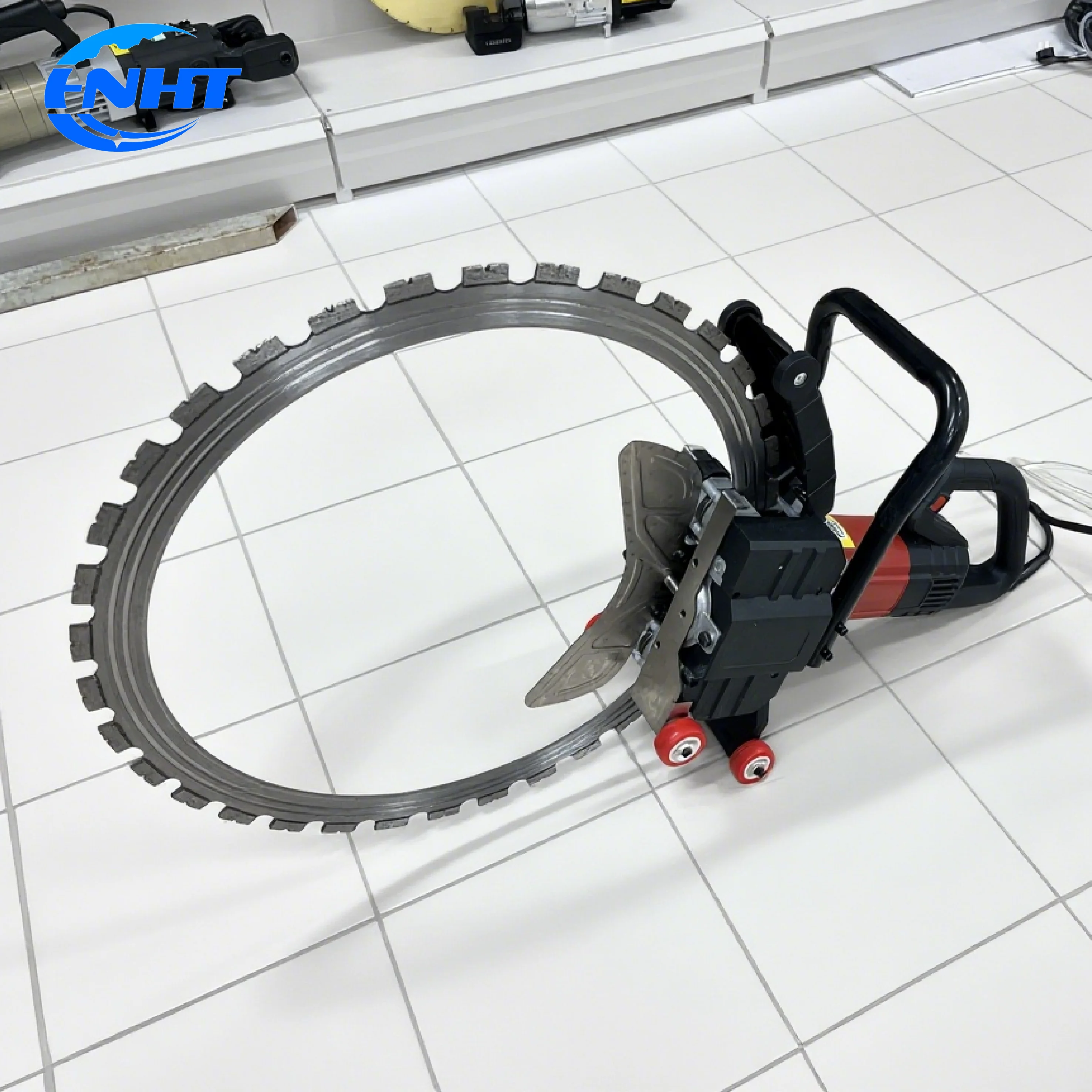 Portable Handheld Electric Concrete Cutting Machine 8900W High Efficiency Safe Reliable Durable Ring Saw 30-50cm Depth 410-600mm
Portable Handheld Electric Concrete Cutting Machine 8900W High Efficiency Safe Reliable Durable Ring Saw 30-50cm Depth 410-600mm