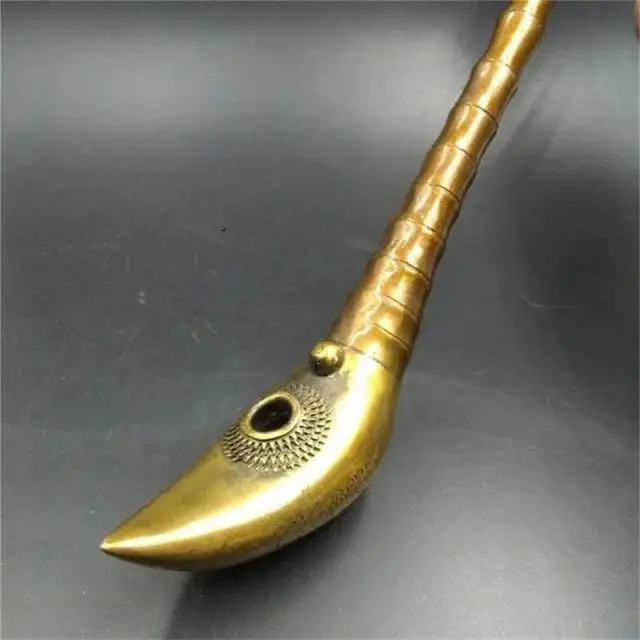 Retro old-fashioned brass dry bag, copper pipe, pot, rod, holder, copper hamme
Retro old-fashioned brass dry bag, copper pipe, pot, rod, holder, copper hamme