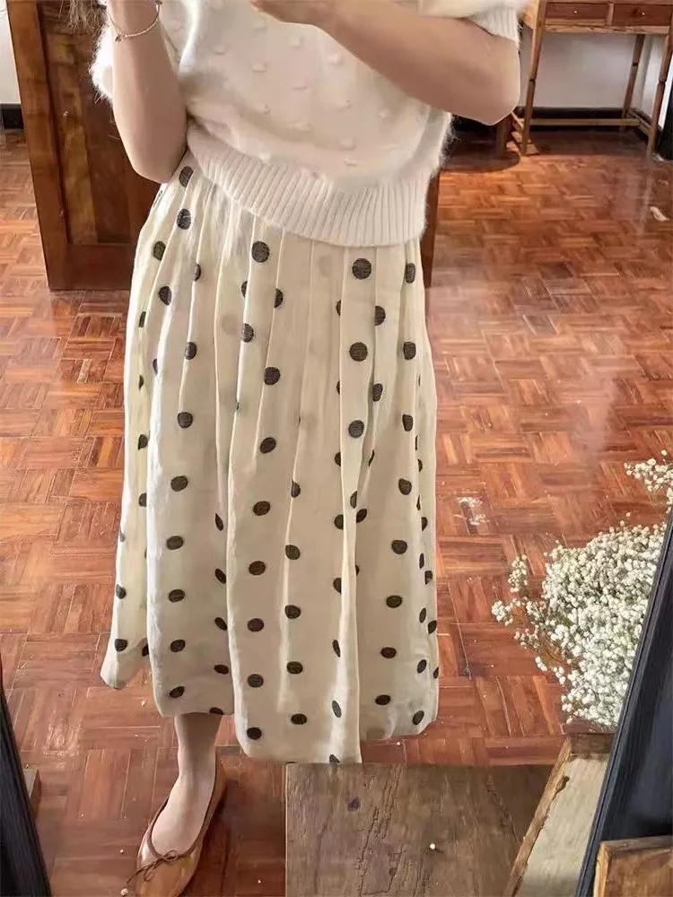 Retro Polka Dot Midi Skirt Women's High Waist Pleated Versatile Casual Full A-Line Skirt Elegant Ladylike Summer Fashion
Retro Polka Dot Midi Skirt Women's High Waist Pleated Versatile Casual Full A-Line Skirt Elegant Ladylike Summer Fashion