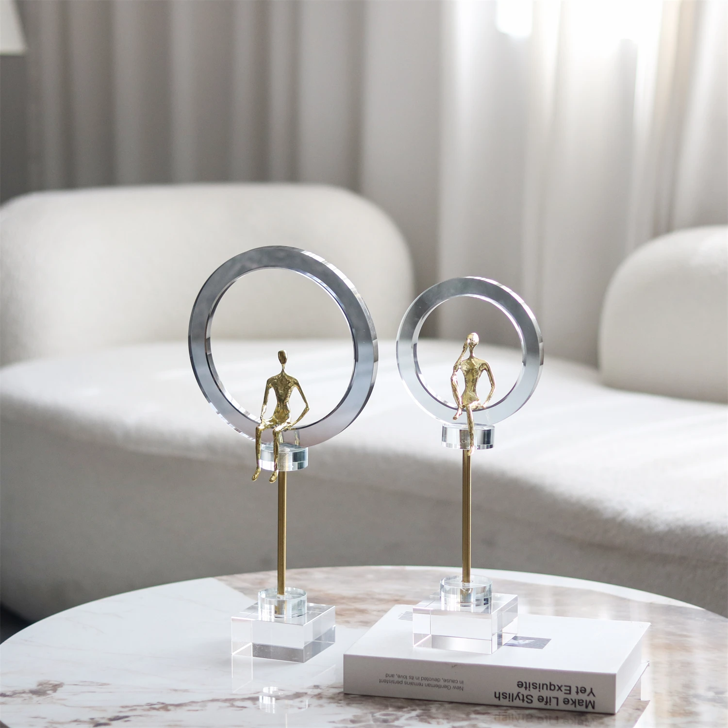 Home Decor Wholesale Crystal Desktop Decorative Sculpture Art Two Thinker Metal Ornament
Home Decor Wholesale Crystal Desktop Decorative Sculpture Art Two Thinker Metal Ornament