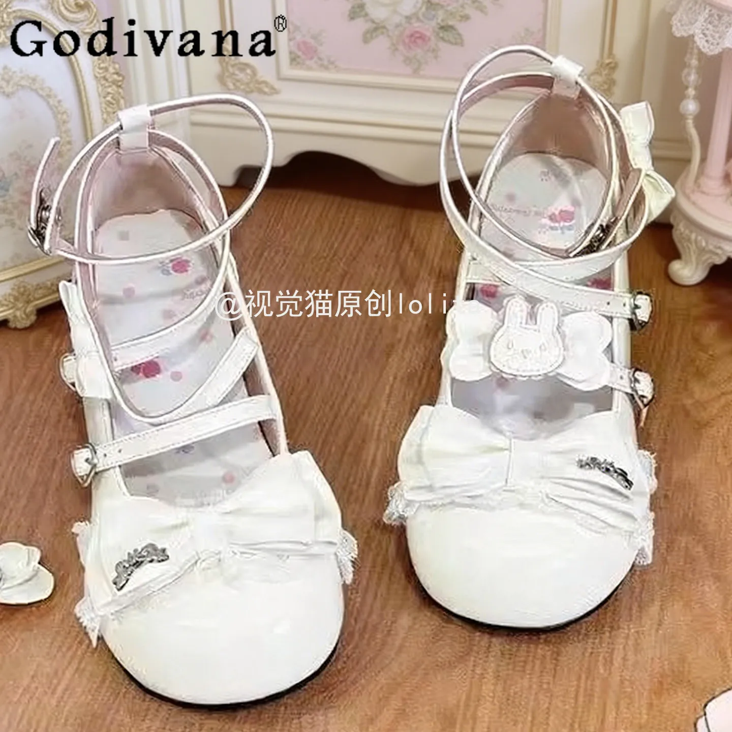 Sweet and cute girl Japanese original Lolita Mary Jane single shoes round head princess style bow lace versatile lo shoes
Sweet and cute girl Japanese original Lolita Mary Jane single shoes round head princess style bow lace versatile lo shoes