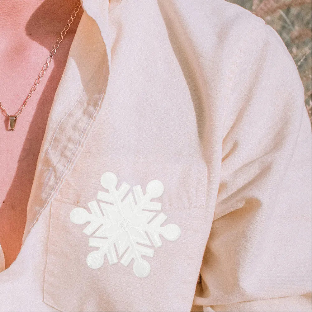 20 Pcs Decorative Patches Snowflake Christmas Fabric Appliques Iron On Embroidered Sew Patches Clothes Bags Accessories
20 Pcs Decorative Patches Snowflake Christmas Fabric Appliques Iron On Embroidered Sew Patches Clothes Bags Accessories