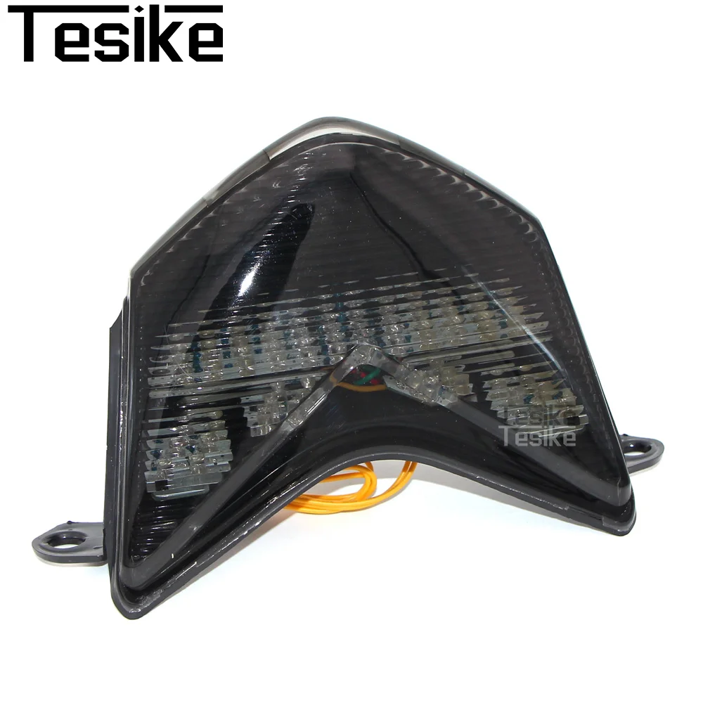 For Kawasaki Ninja ZX 6R/ZX636 2005 2006 ZX10R 2006-2007 Motorcycle LED Taillight Rear Brake & Turn Signal Integrated Tail Light
For Kawasaki Ninja ZX 6R/ZX636 2005 2006 ZX10R 2006-2007 Motorcycle LED Taillight Rear Brake & Turn Signal Integrated Tail Light