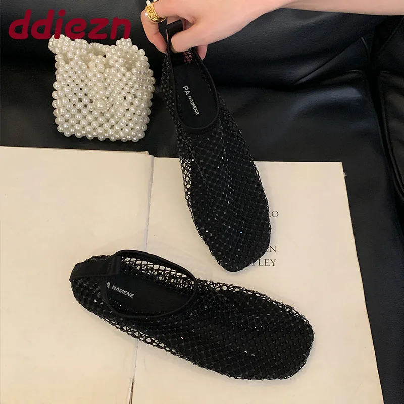 Модная сетчатая обувь без шнуровки, женские туфли на плоской подошве с обувью, роскошные женские дышащие туфли на плоской подошве с квадратным носком, 2025 
Модная сетчатая обувь без шнуровки, женские туфли на плоской подошве с обувью, роскошные женские дышащие туфли на плоской подошве с квадратным носком, 2025