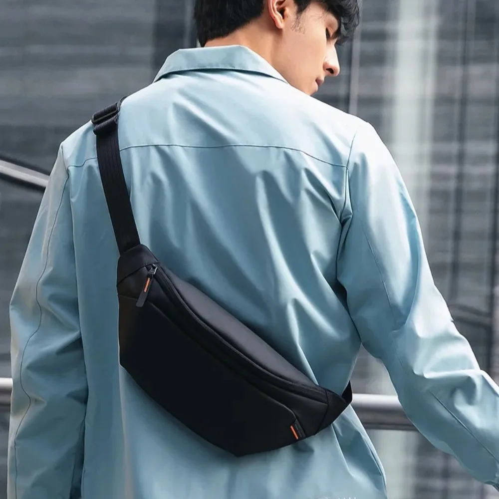Fashionable crossbody bag, sports cycling single-shoulder bag, water-resistant, lightweight and large-capacity chest bag
Fashionable crossbody bag, sports cycling single-shoulder bag, water-resistant, lightweight and large-capacity chest bag