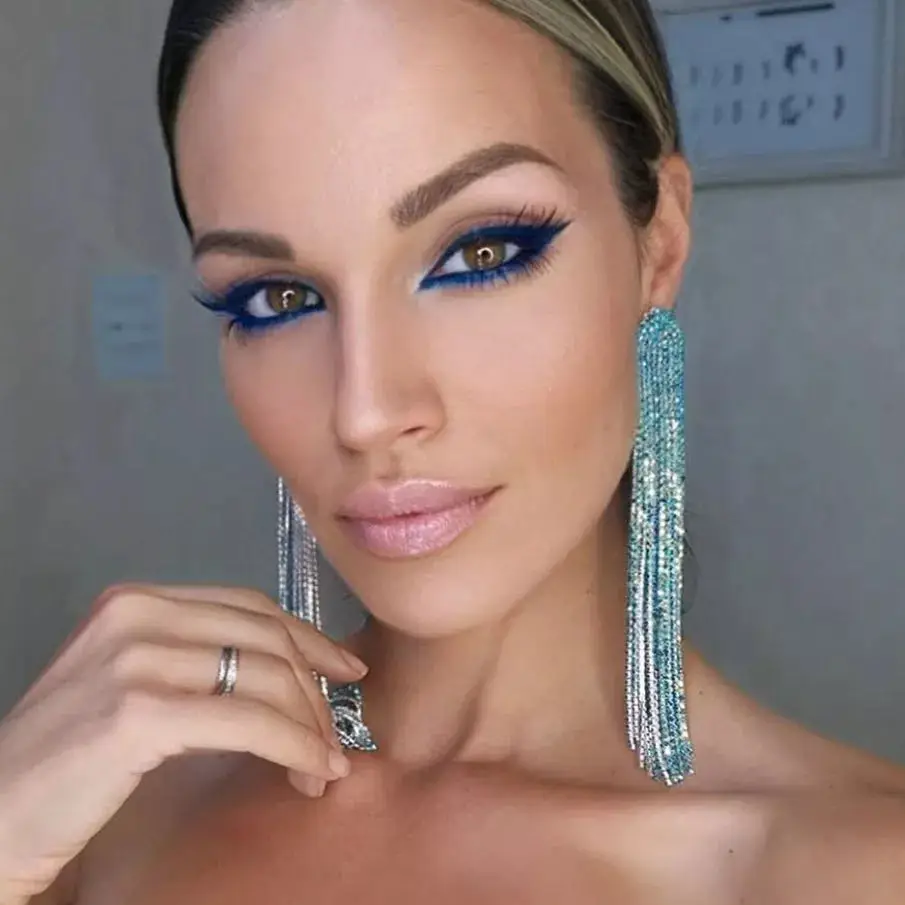Fashion Women Shiny Blue Rhinestone Long Tassel Pendant Earrings Bridal Wedding Statement Jewelry Long Earrings Gift Accessories
Fashion Women Shiny Blue Rhinestone Long Tassel Pendant Earrings Bridal Wedding Statement Jewelry Long Earrings Gift Accessories