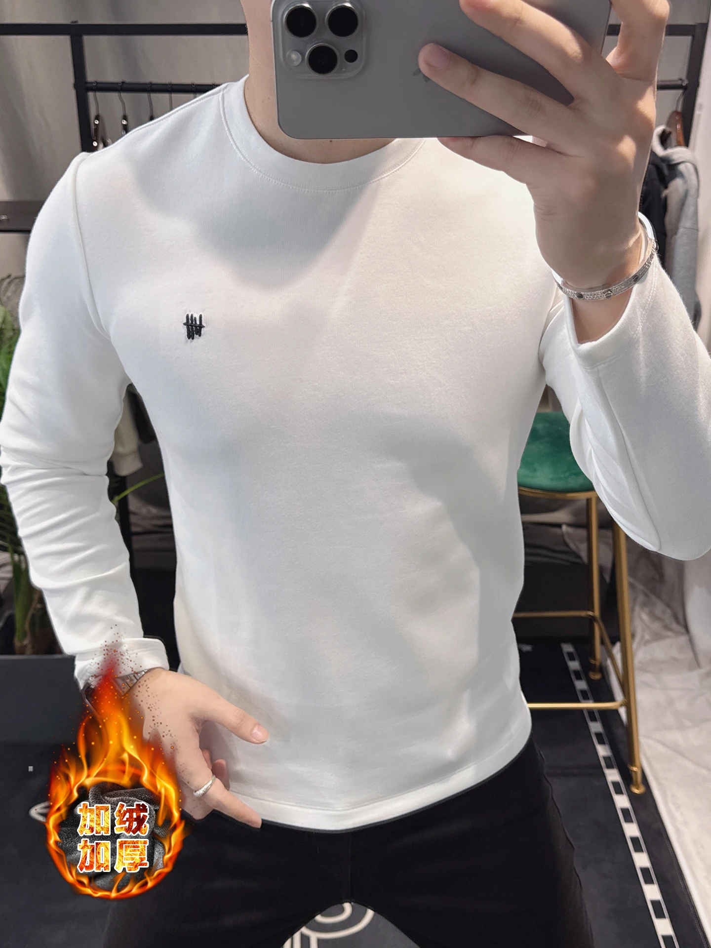 Мужская теплая футболка с длинным рукавом, на флисовой подкладке, приталенного кроя, с круглым вырезом, повседневная, удобная, мягкая, из полиэстера.
Мужская теплая футболка с длинным рукавом, на флисовой подкладке, приталенного кроя, с круглым вырезом, повседневная, удобная, мягкая, из полиэстера.