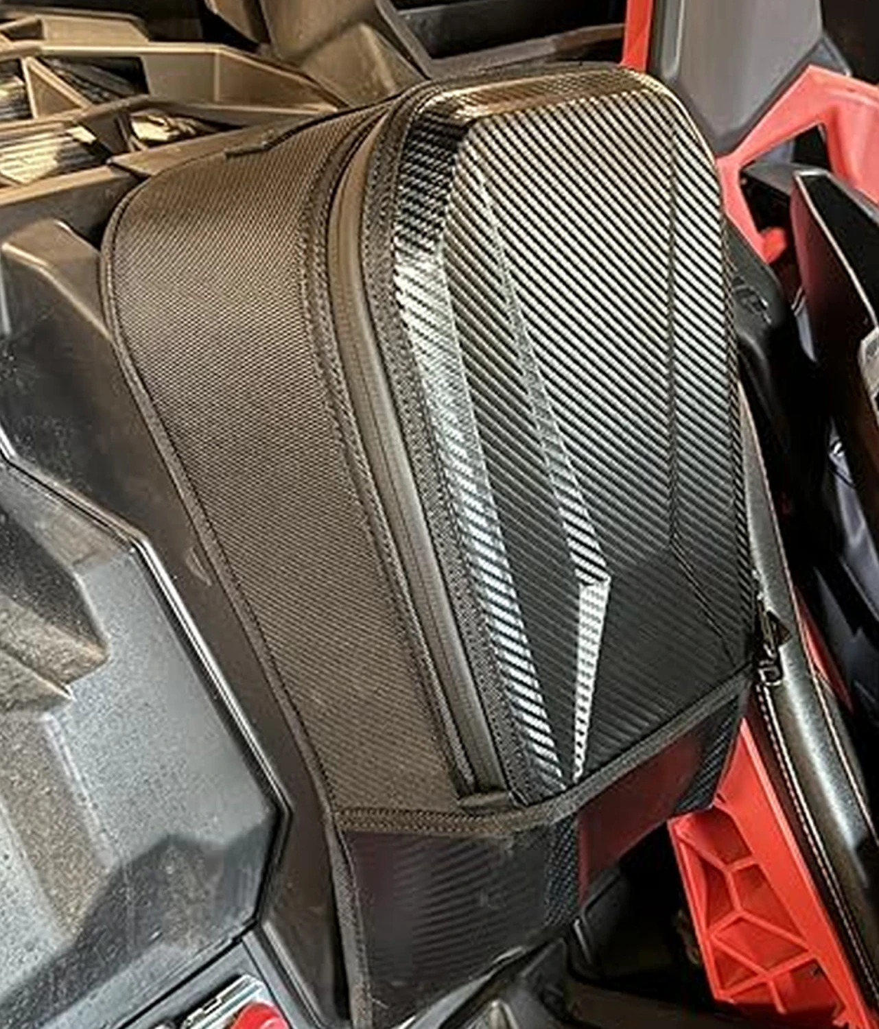 UTV Seats Center Shoulder Console Storage Cargo Bag for Can-Am Maverick X3 Max 900 HO R RR 4x4 XRC XMR Turbo DPS 2017-2025
UTV Seats Center Shoulder Console Storage Cargo Bag for Can-Am Maverick X3 Max 900 HO R RR 4x4 XRC XMR Turbo DPS 2017-2025