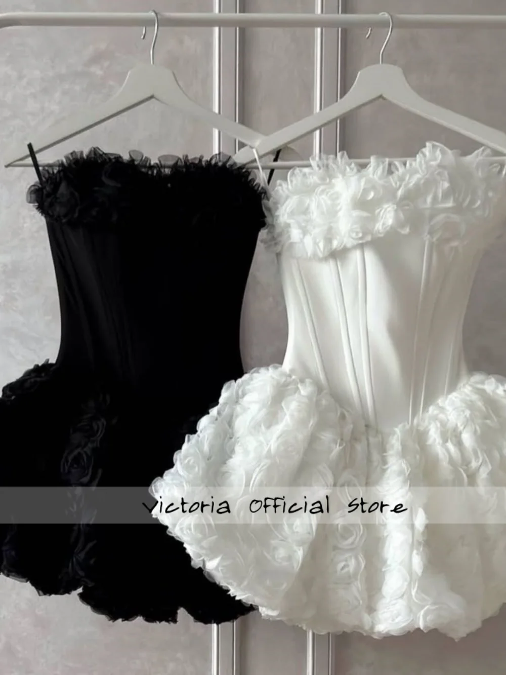 Little Black Dress White Short Prom Dress Flowers Homecoming Dress Wedding Night Dress Birthday Cocktail Dresses Customized
Little Black Dress White Short Prom Dress Flowers Homecoming Dress Wedding Night Dress Birthday Cocktail Dresses Customized