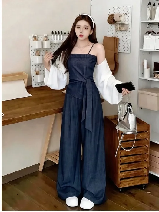 plus Size Women's Slimming Three-Piece Set with Knot Strap Loose Outer Shirt And Wide Leg Jeans Casual Spring Summe...
plus Size Women's Slimming Three-Piece Set with Knot Strap Loose Outer Shirt And Wide Leg Jeans Casual Spring Summe...