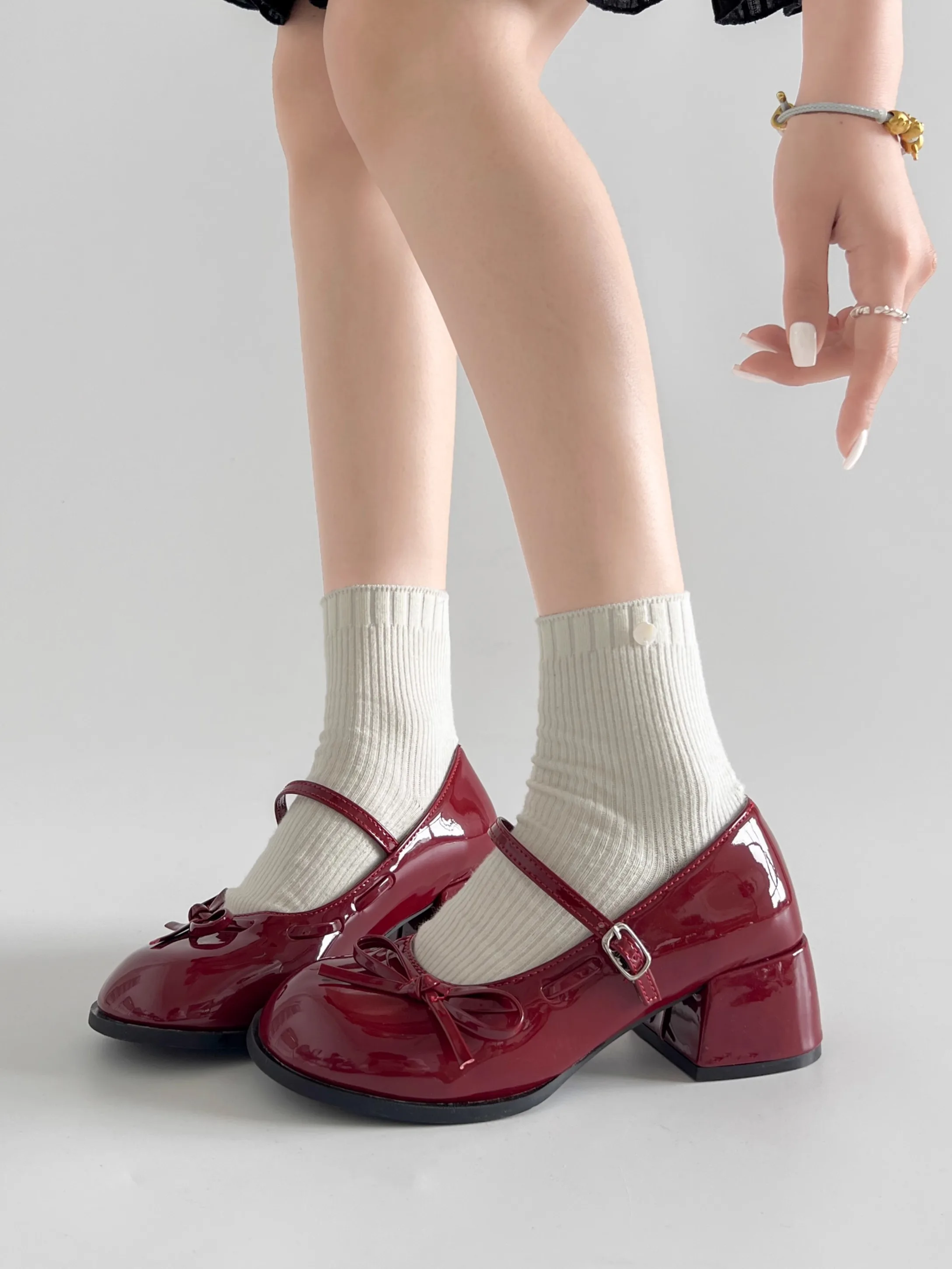 Red Ballet Single Shoes Women's 2025 New Retro College Style Knot High Heel JK Mary Janes Small Leather Shoes LO
Red Ballet Single Shoes Women's 2025 New Retro College Style Knot High Heel JK Mary Janes Small Leather Shoes LO