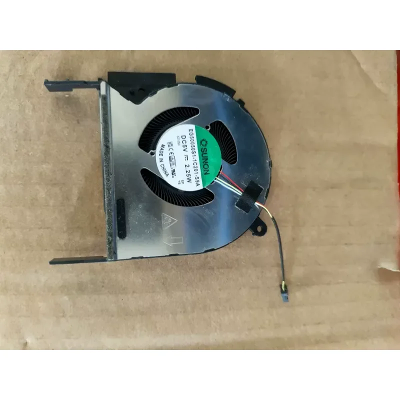 Fan for ASUS Dreadnought PRO 15 M6500R K3500P N7600R M7600Q M3500P
Fan for ASUS Dreadnought PRO 15 M6500R K3500P N7600R M7600Q M3500P
