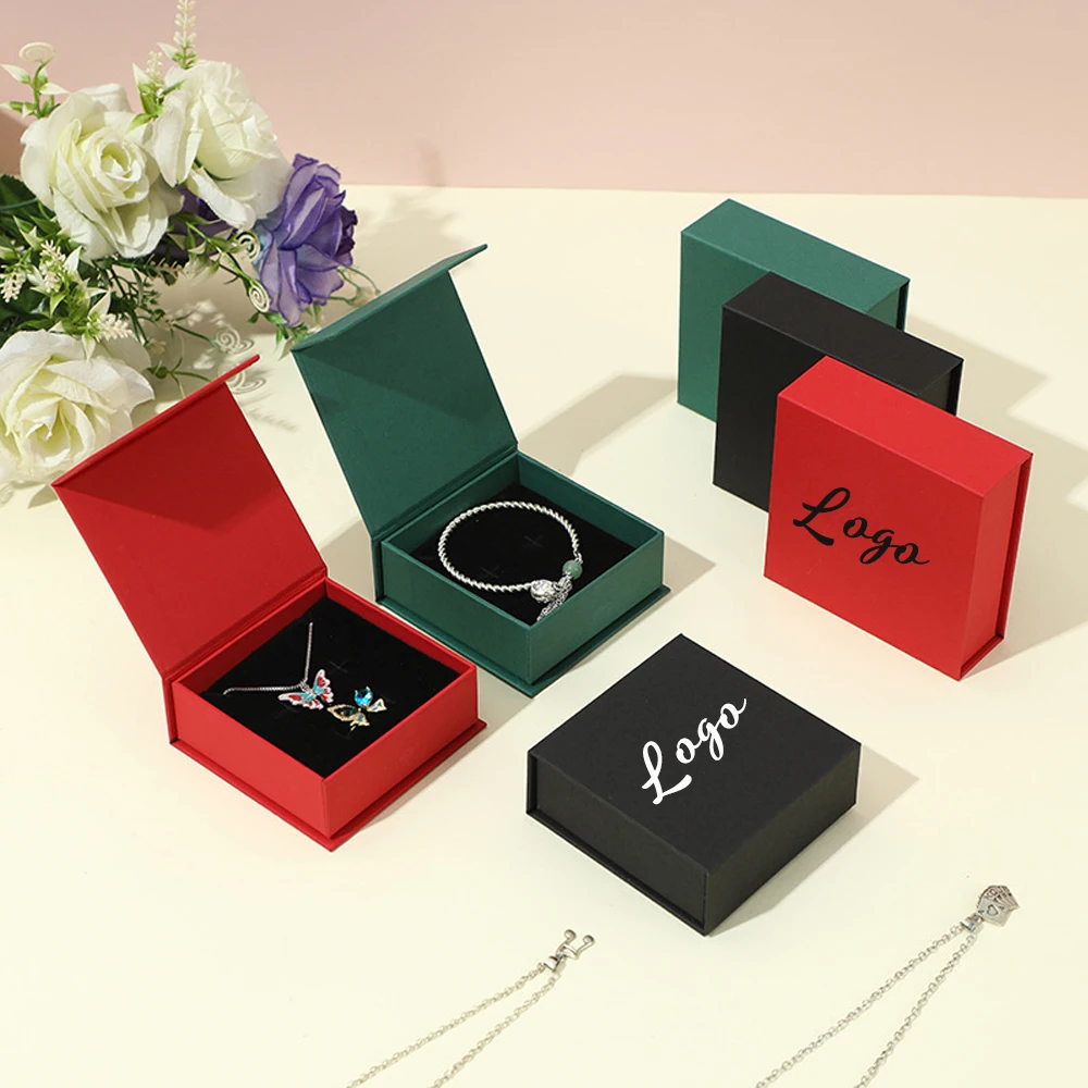 100pcs Jewelry Gift Boxes For Wedding Birthday Party Small Magnet Flap Paper Box Ring Necklace Dust Packaging Case Custom Logo
100pcs Jewelry Gift Boxes For Wedding Birthday Party Small Magnet Flap Paper Box Ring Necklace Dust Packaging Case Custom Logo