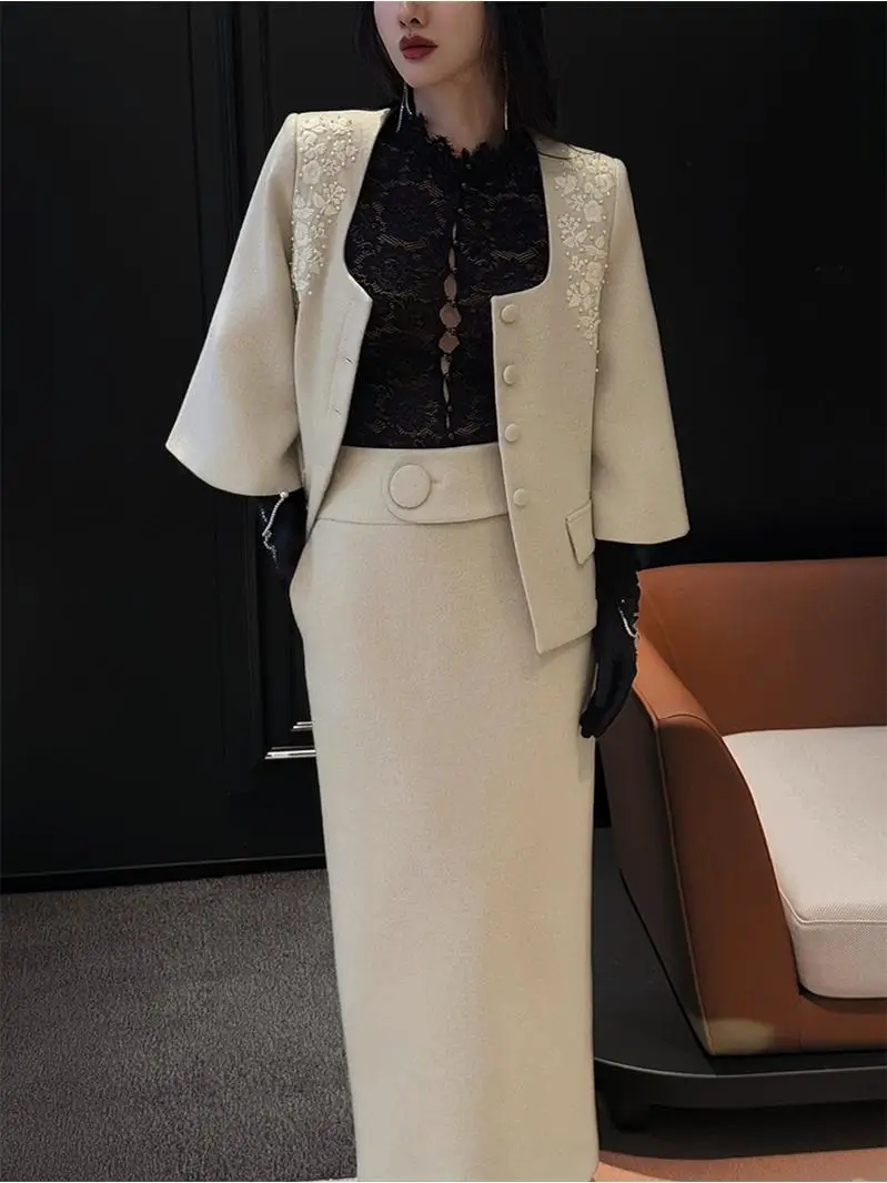 Retro High Waist Buttoned Slim Fit Woolen Long Skirt Straight Leggings Half Body Autumn Winter Fashion Women's Skirts
Retro High Waist Buttoned Slim Fit Woolen Long Skirt Straight Leggings Half Body Autumn Winter Fashion Women's Skirts