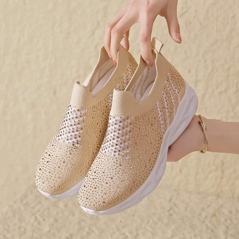 New Casual Sports Shoes with Rhinestone Mesh Fabric Breathable Single Shoe Soft Sole Comfortable and Fashionable Women's Shoes
New Casual Sports Shoes with Rhinestone Mesh Fabric Breathable Single Shoe Soft Sole Comfortable and Fashionable Women's Shoes