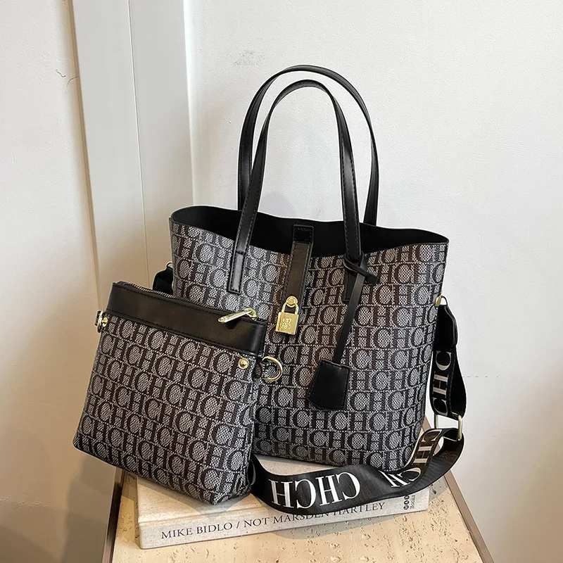 Винтажная сумка-ведро с монограммой, трендовая женская холщовая сумка через плечо, верхняя ручка в стиле ретро и кошелек на плечо, универсальная
Винтажная сумка-ведро с монограммой, трендовая женская холщовая сумка через плечо, верхняя ручка в стиле ретро и кошелек на плечо, универсальная