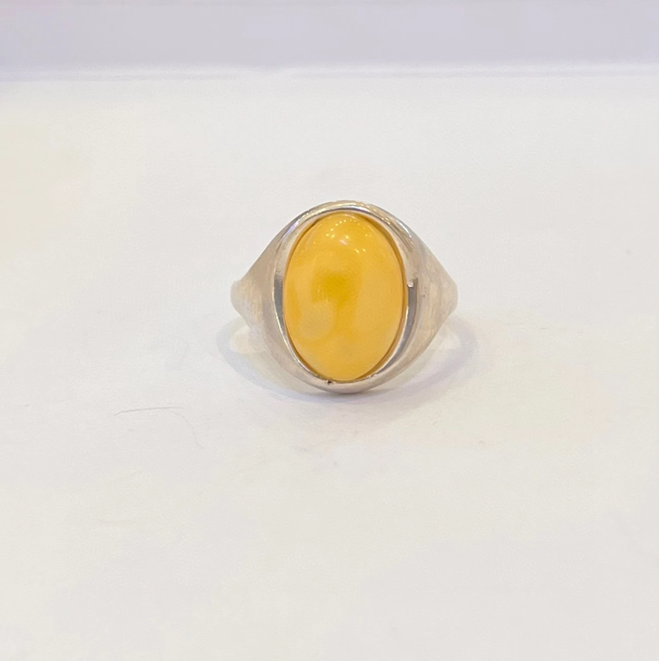 Сертификат, серебро 925, натуральный балтийский мед, янтарное кольцо, без гендерно-желтый кабошон, массивный ремешок на палец, ювелирные изделия, подарки
Сертификат, серебро 925, натуральный балтийский мед, янтарное кольцо, без гендерно-желтый кабошон, массивный ремешок на палец, ювелирные изделия, подарки