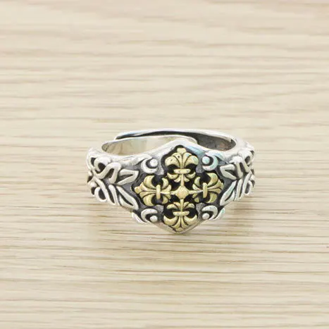 Korean version of retro cross, pure silver index finger ring, trendy punk, retro handmade jewelry for men and women personalize 
Korean version of retro cross, pure silver index finger ring, trendy punk, retro handmade jewelry for men and women personalize
