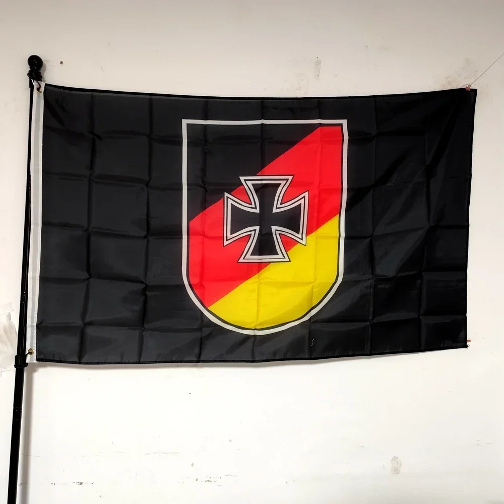 Deutsche Flag Polyester Outdoor Indoor Home Garden Decor 90x150cm Durable Polyester
Deutsche Flag Polyester Outdoor Indoor Home Garden Decor 90x150cm Durable Polyester