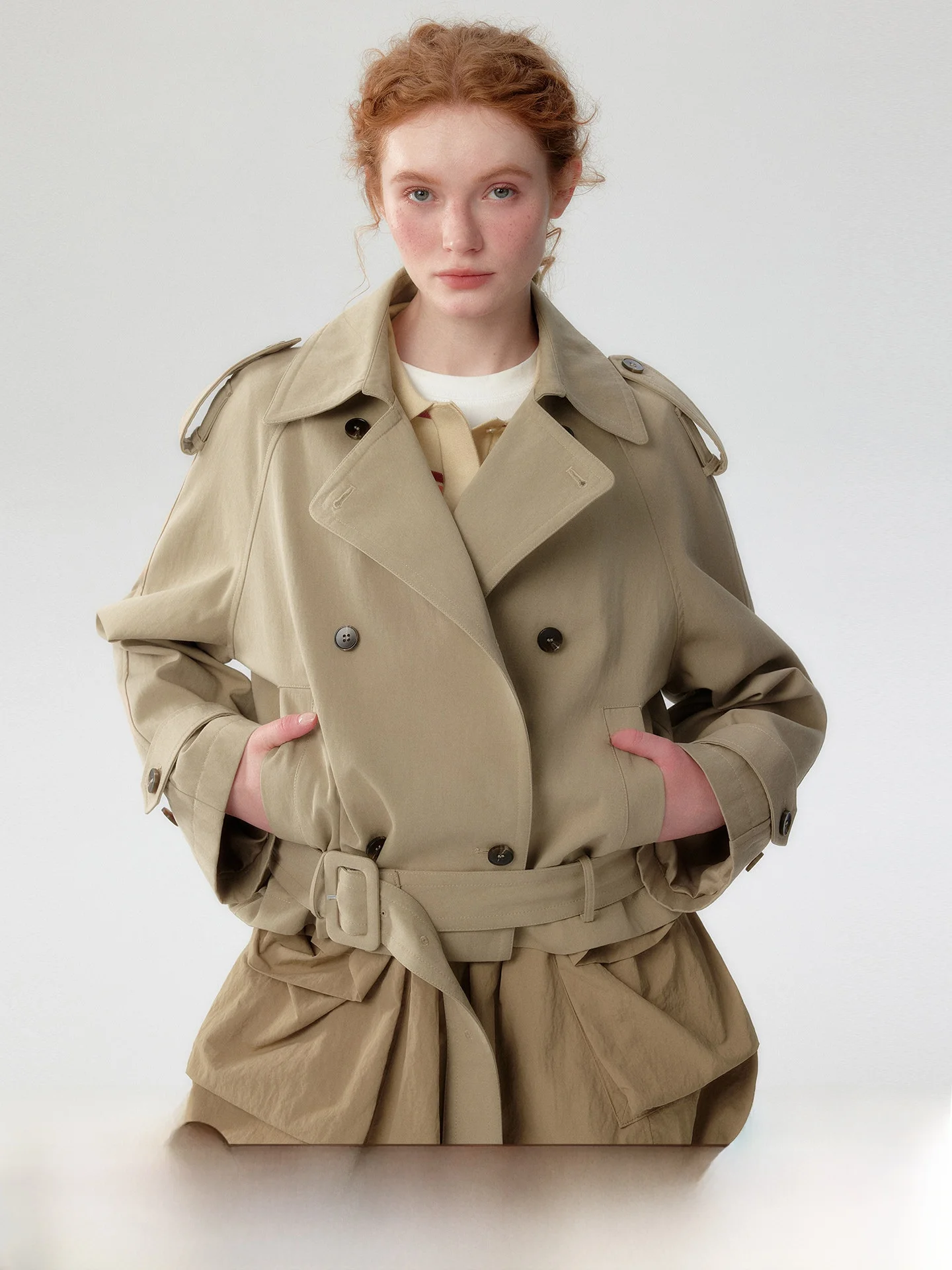 plus Elegant Short Women's Coat Double Breasted British Style Windproof Nylon Casual Fashion Spring Autumn Outerwear
plus Elegant Short Women's Coat Double Breasted British Style Windproof Nylon Casual Fashion Spring Autumn Outerwear
