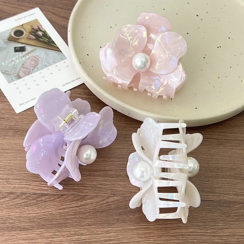 DS NEW Sweet Camellia Pearl Hair Claw Eco-friendly Acetate Claw Clips Summer Trendy Hair Clips for Women Girls Hair Accessories
DS NEW Sweet Camellia Pearl Hair Claw Eco-friendly Acetate Claw Clips Summer Trendy Hair Clips for Women Girls Hair Accessories
