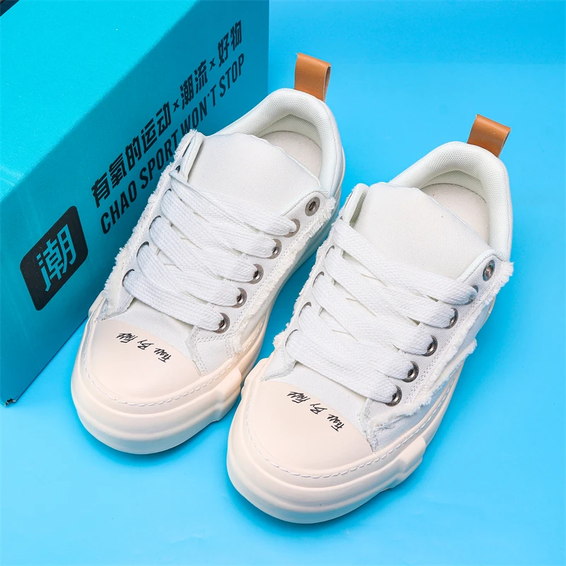 Кроссовки Легкие дышащие кроссовки для бега, из сетчатого материала, обеспечивающие комфортный бег без нагрузки.
Кроссовки Легкие дышащие кроссовки для бега, из сетчатого материала, обеспечивающие комфортный бег без нагрузки.