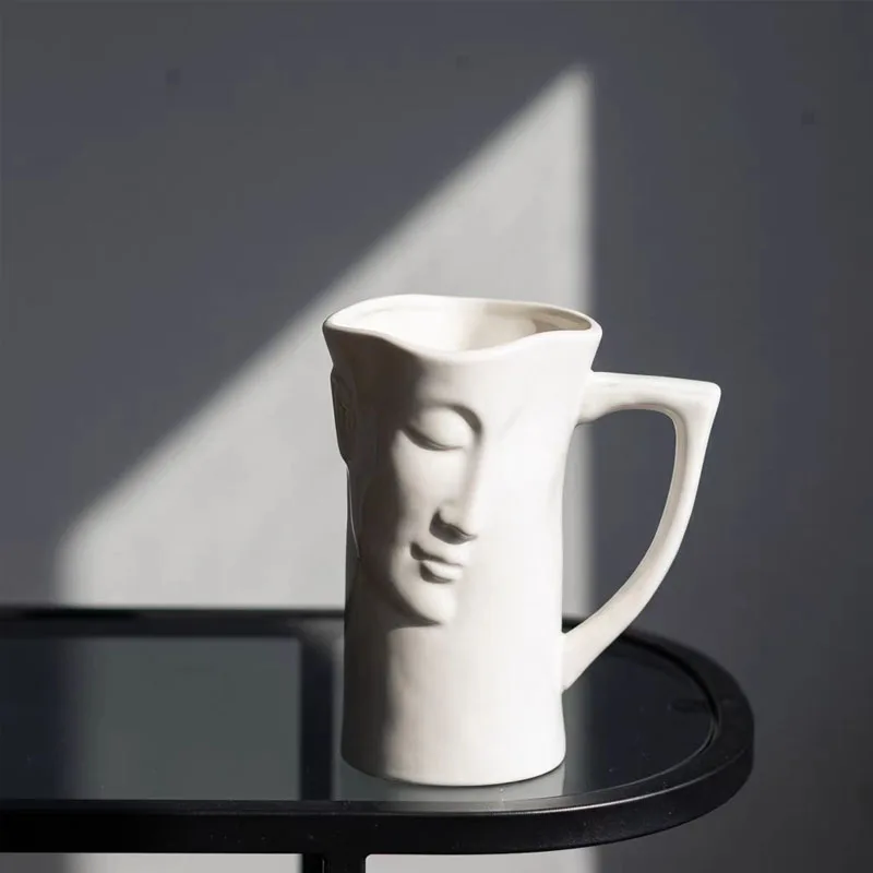 Nordic Human Face Shape Ceramic Vases Ornaments Living Room Kitchen Dining Table Coffee Mug Water Cup Crafts Home Decoration
Nordic Human Face Shape Ceramic Vases Ornaments Living Room Kitchen Dining Table Coffee Mug Water Cup Crafts Home Decoration