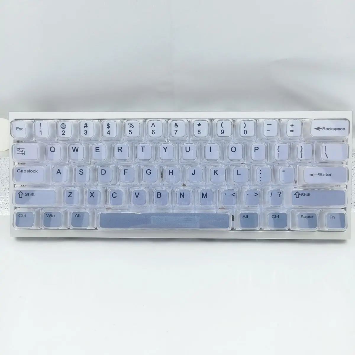 Double-layer gradual change crystal transparent keycap thickened PC material OEM highly adapted Wooting from small bee
Double-layer gradual change crystal transparent keycap thickened PC material OEM highly adapted Wooting from small bee