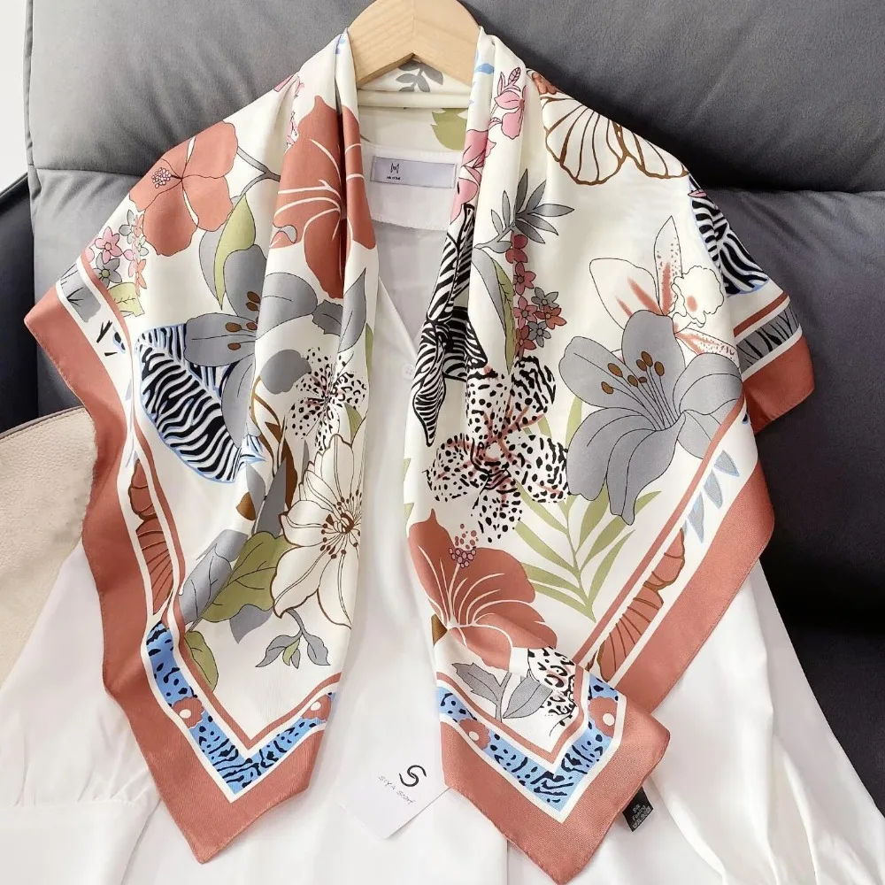 Luxury Flowers Print Women Silk Scarf All-Match Breathable Headband Scarf Large Square Handkerchief Scarf Women
Luxury Flowers Print Women Silk Scarf All-Match Breathable Headband Scarf Large Square Handkerchief Scarf Women