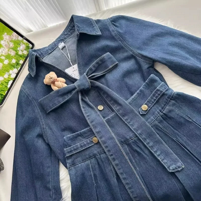 Синий джинсовый костюм, женская весенне-осенняя рубашка с длинными рукавами и v-образным вырезом в сочетании с облегающей юбкой, комплект из двух предметов
Синий джинсовый костюм, женская весенне-осенняя рубашка с длинными рукавами и v-образным вырезом в сочетании с облегающей юбкой, комплект из двух предметов