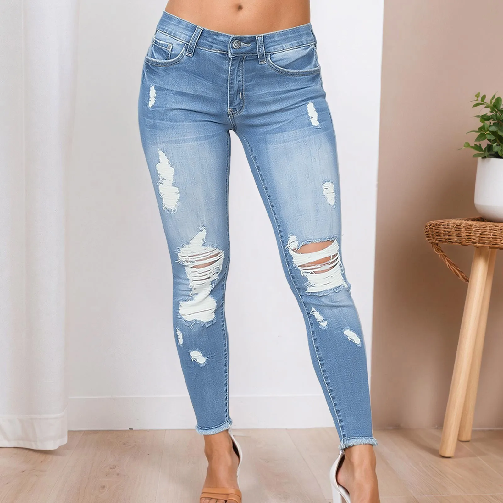 Y2k Vintage High Waisted Blue Washed And Distressed Jeans Fashion Hole Slim Stretch Pants Casual Classic Trousers New Jeans 2025
Y2k Vintage High Waisted Blue Washed And Distressed Jeans Fashion Hole Slim Stretch Pants Casual Classic Trousers New Jeans 2025