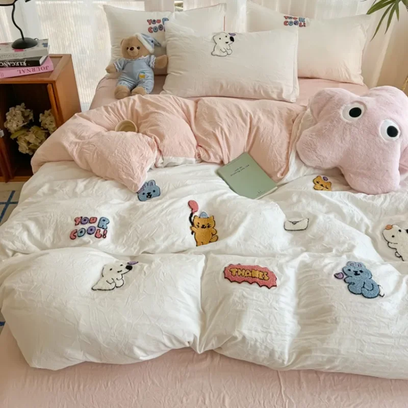 New washed cotton towel embroidery four-piece set animal paradise bed sheet bed hat home student dormitory three-piece set
New washed cotton towel embroidery four-piece set animal paradise bed sheet bed hat home student dormitory three-piece set